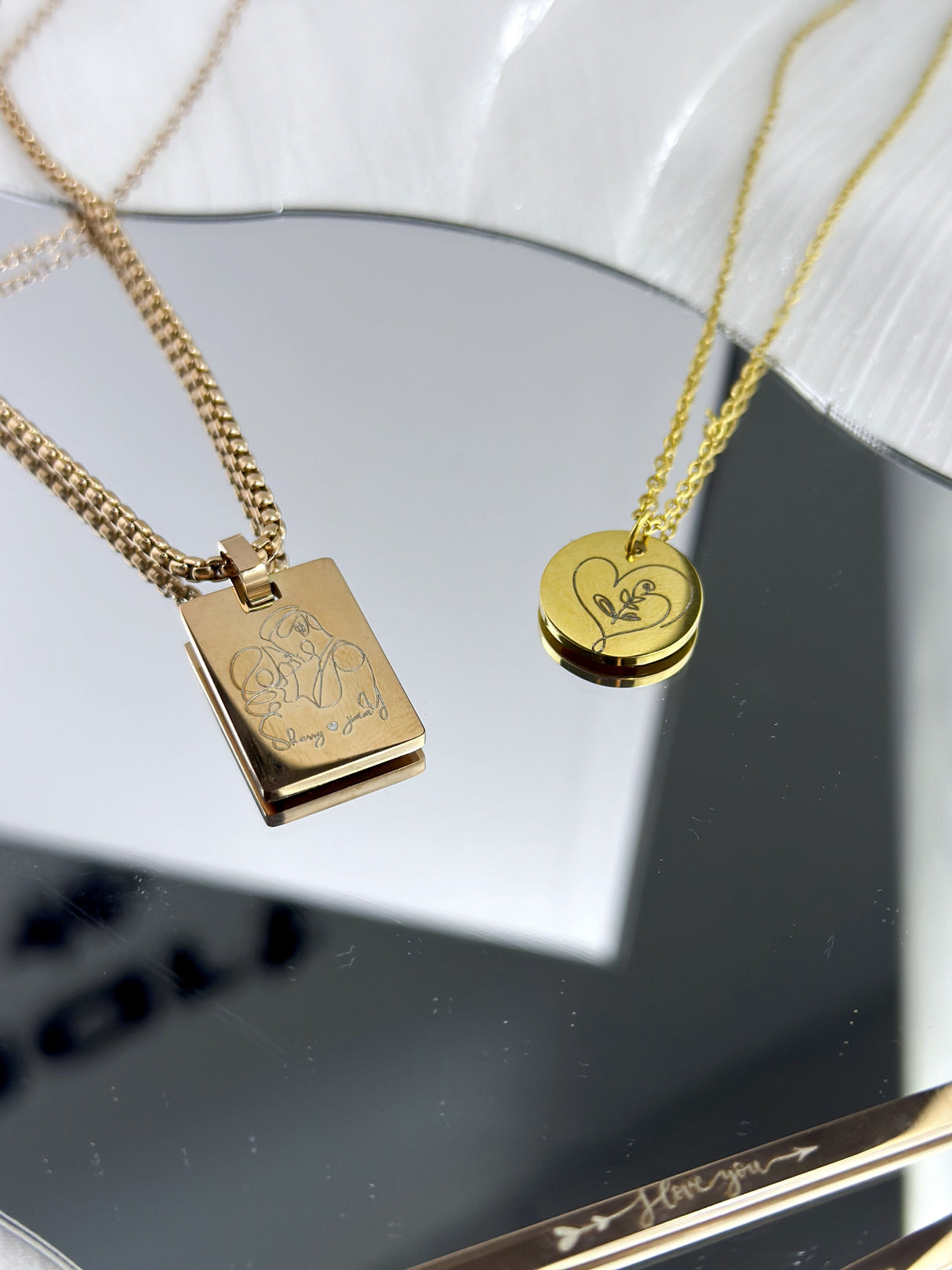 Maßgefertigte Halskette aus der Boutique